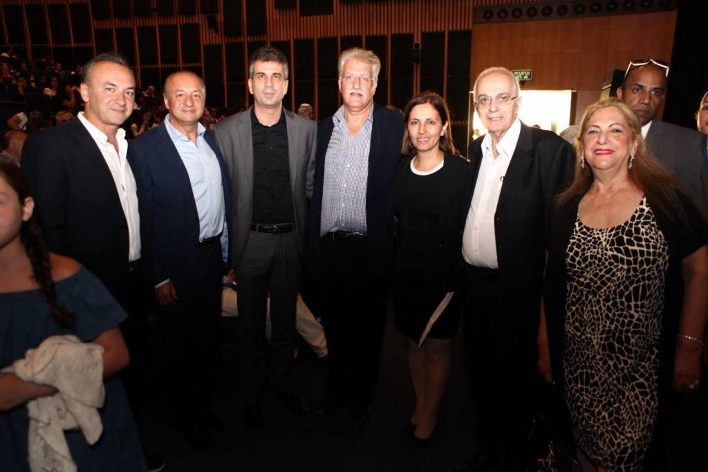 פרופ׳ דוד מנשרי, ח״כ (לשעבר) אלי כהן, ואחרים בטקס הענקת מלגות של קרן מכבים